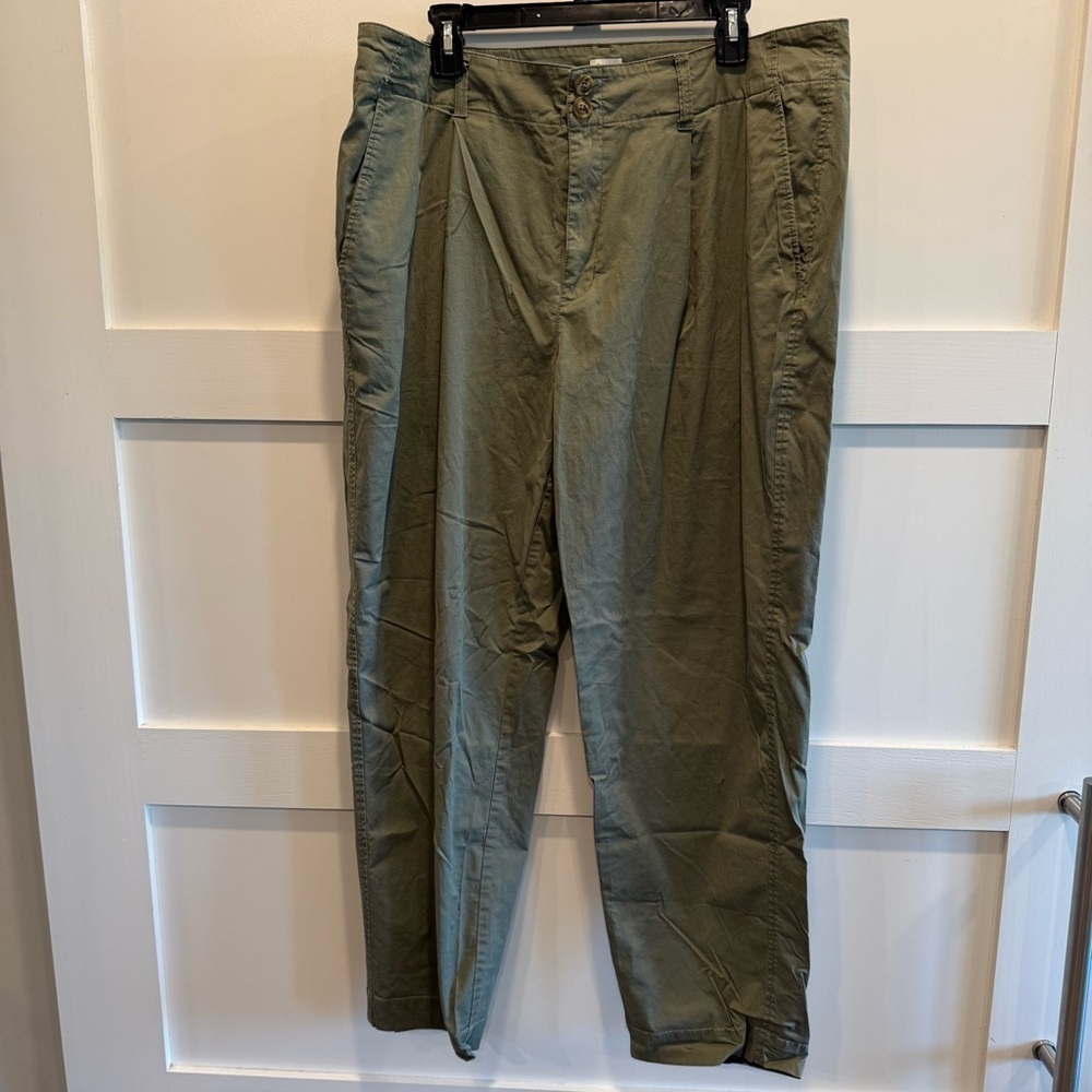 a new day Women’s Size 18 Olive Pants